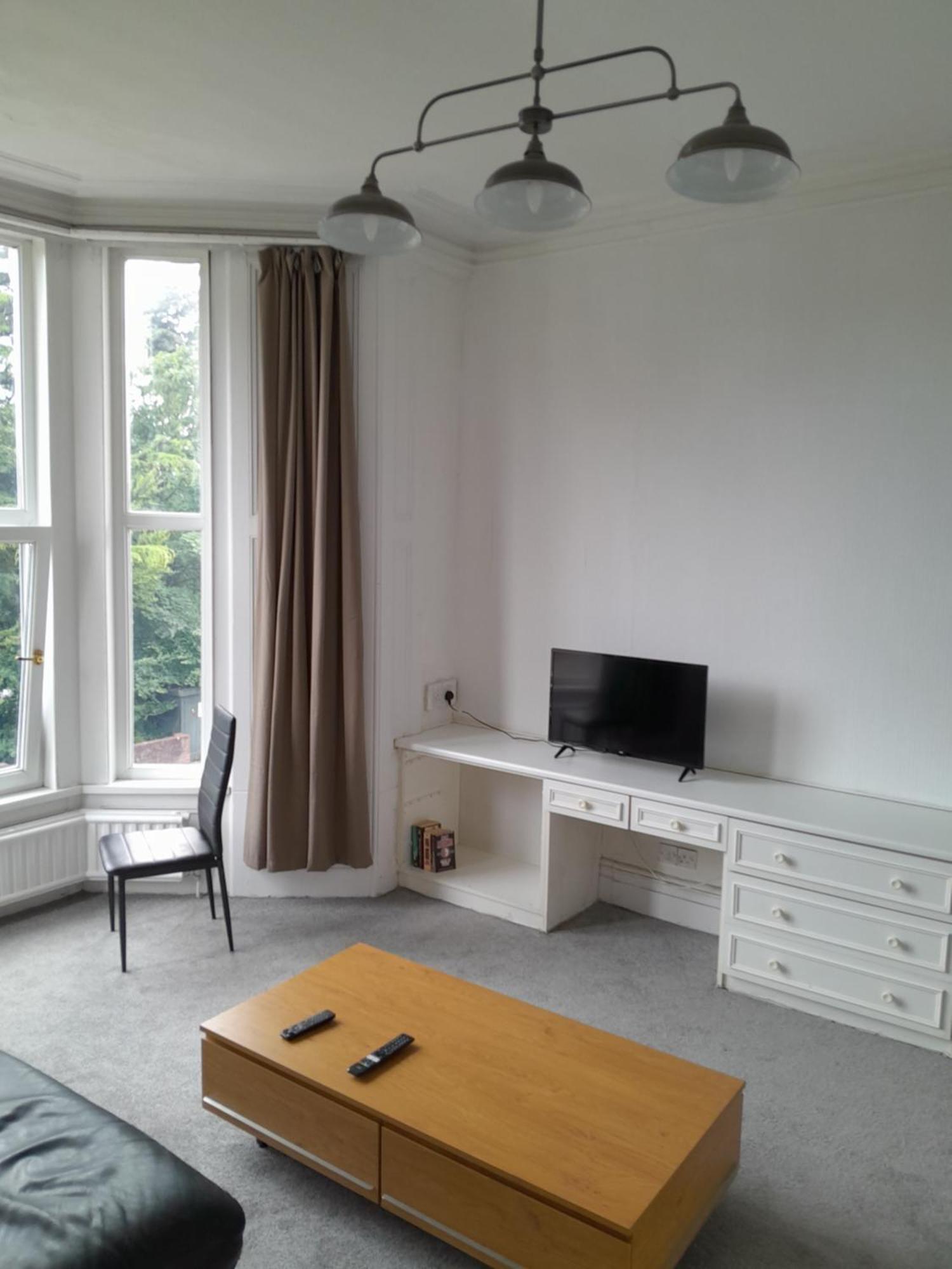 Large Room Near Singleton Hospital Ensuite R6 Swansea Exterior photo